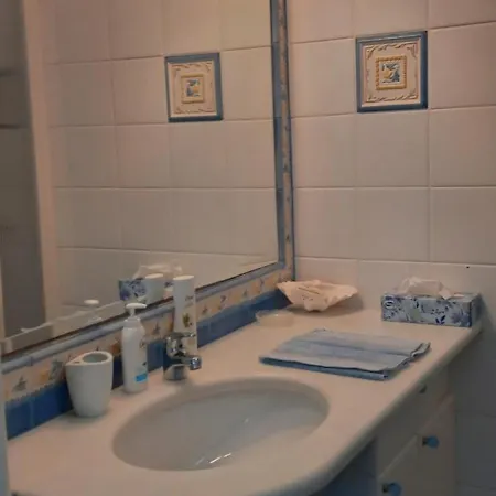 Apartment Blueline
